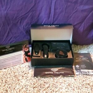 Onyx Youth Magnet Mask NWB